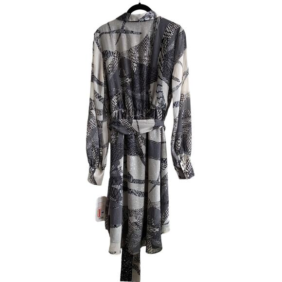 Kirna Zabete X Target Large Mesh Mix Up Hi-Low Button Up Shirt Dress - Picture 3 of 11